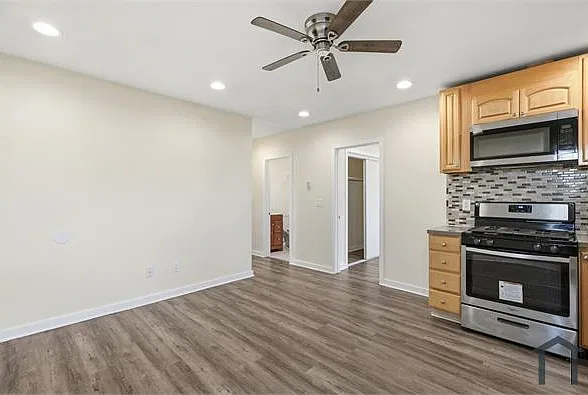 4 bed, $2,995 — Photo 3