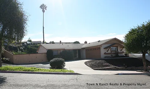 831 David Dr Photo 1 831 David Dr Photo 1