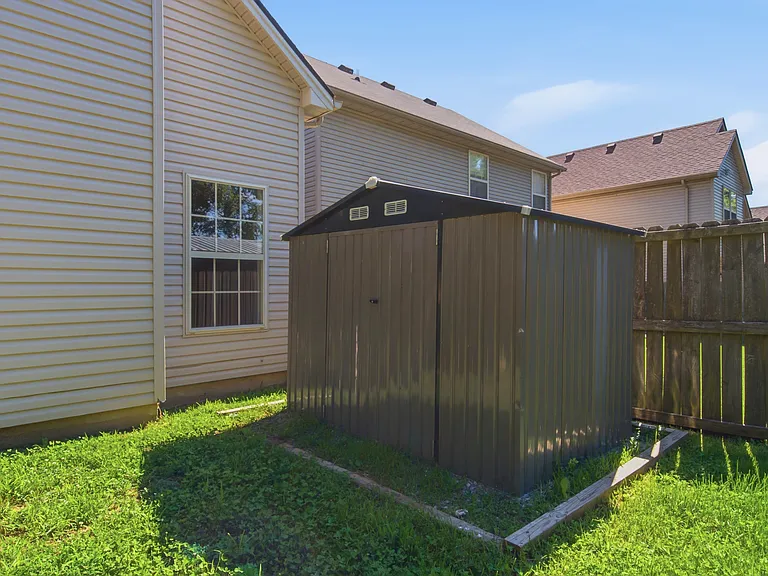 2560 Rockaway Pl — Photo 27