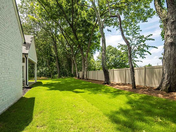 3rd image of 9172 Cheatham Ln