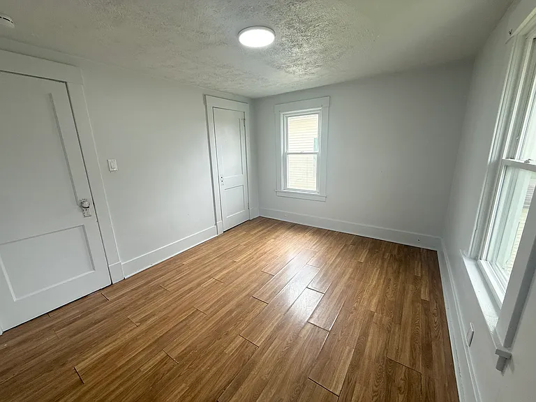 726 Baldwin Ave — Photo 7