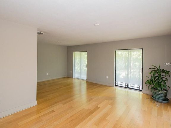 2nd image of 613 Lake Como Cir
