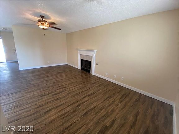 4th image of 136 Sterling Dr