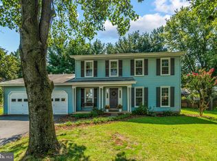 1322 Browns Mill Ct, Herndon, VA 20170