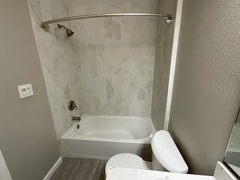375 Brittain Ln — Photo 5