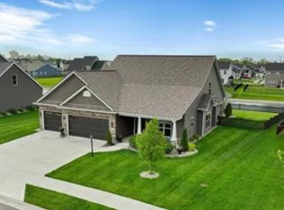 12423 Palmira Blvd, Fort Wayne, IN 46818