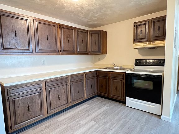 2nd image of 676 70th St APT B3