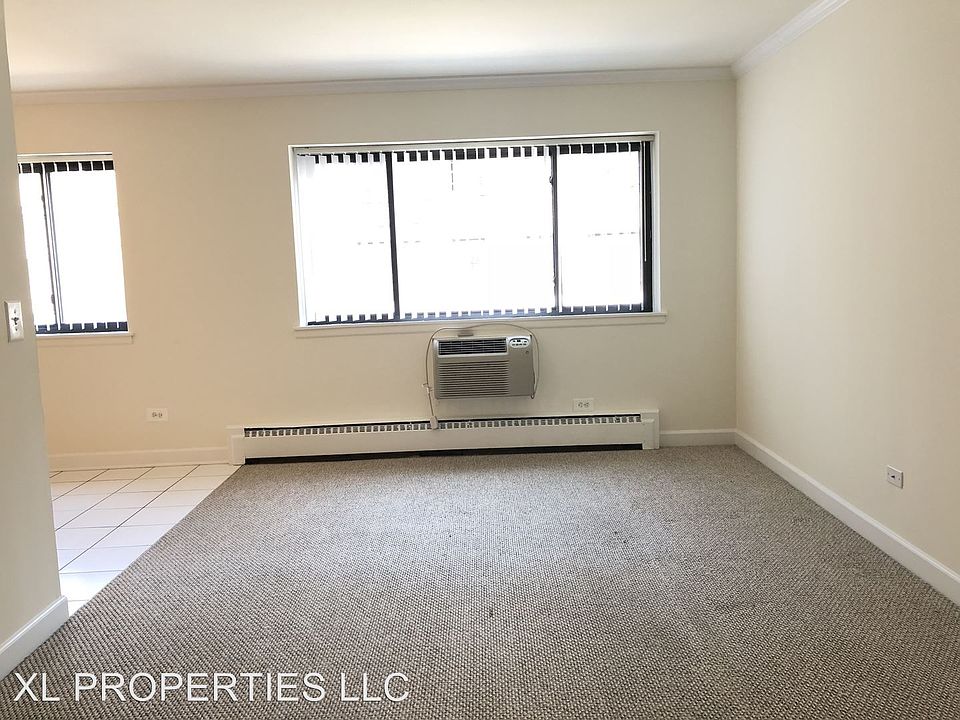1st image of 5423 N Winthrop Ave APT 206