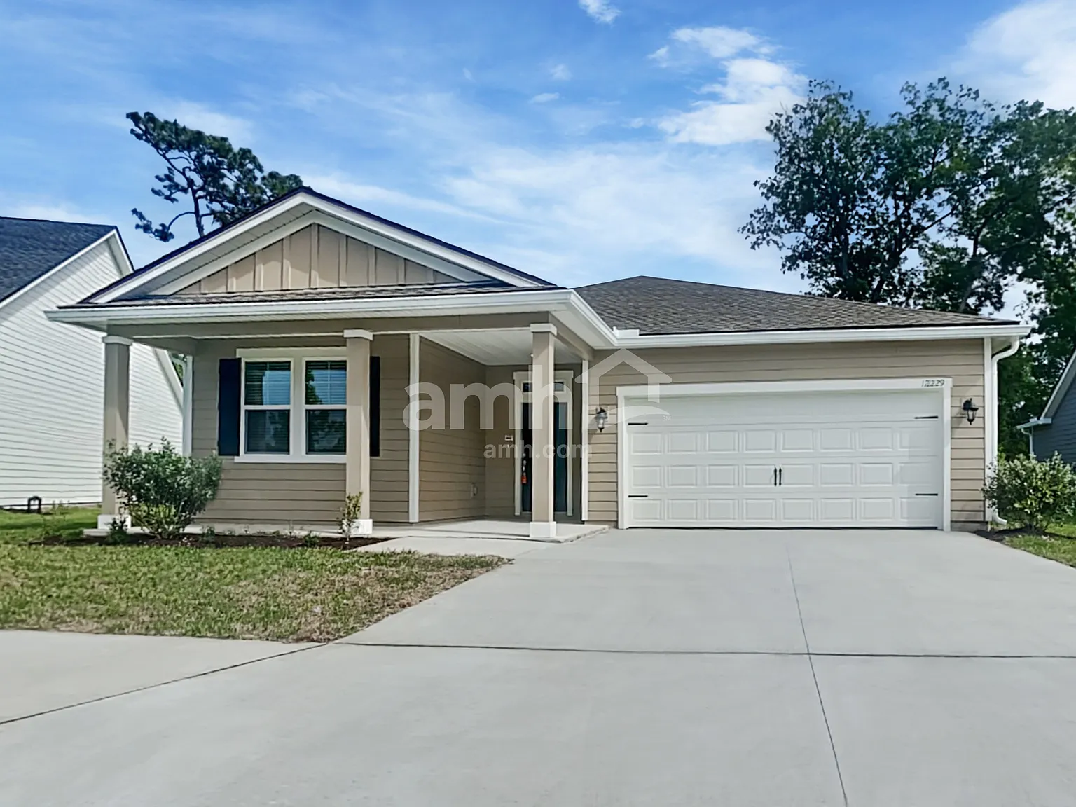 3 bed, 2.0 bath, 1700 sqft, $2,185 — Photo 1