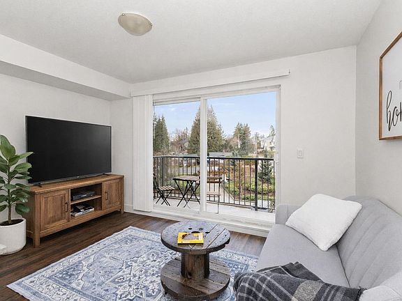 3rd image of 2565 Campbell Ave #321