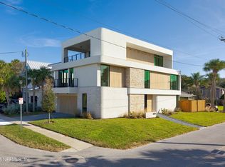 1475 Ocean Blvd, Atlantic Beach, FL 32233