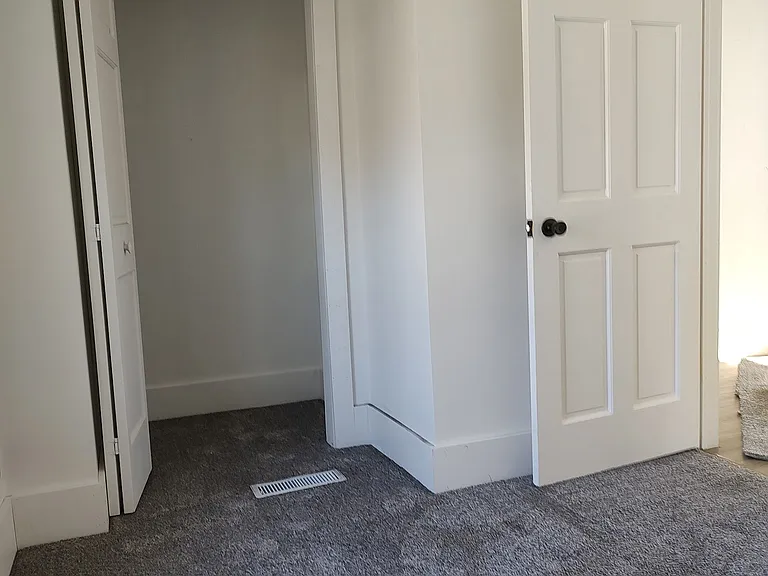 1045 Huey St — Photo 13