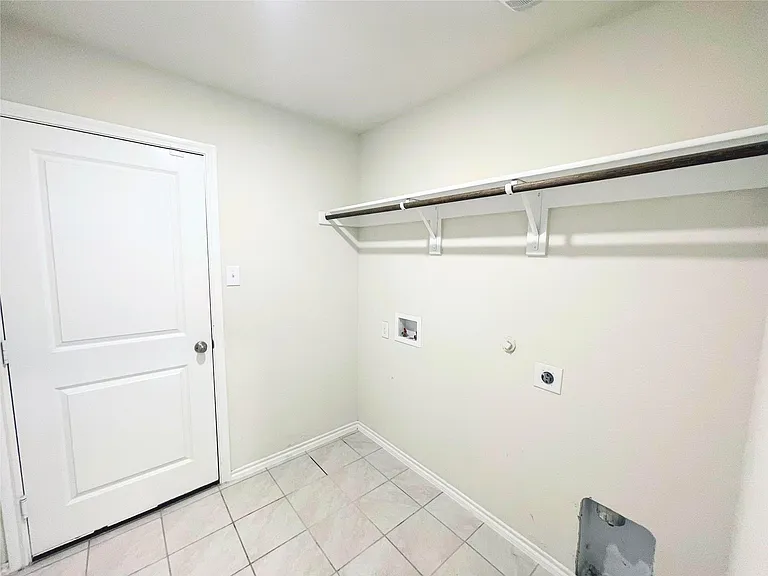808 Community Way — Photo 28