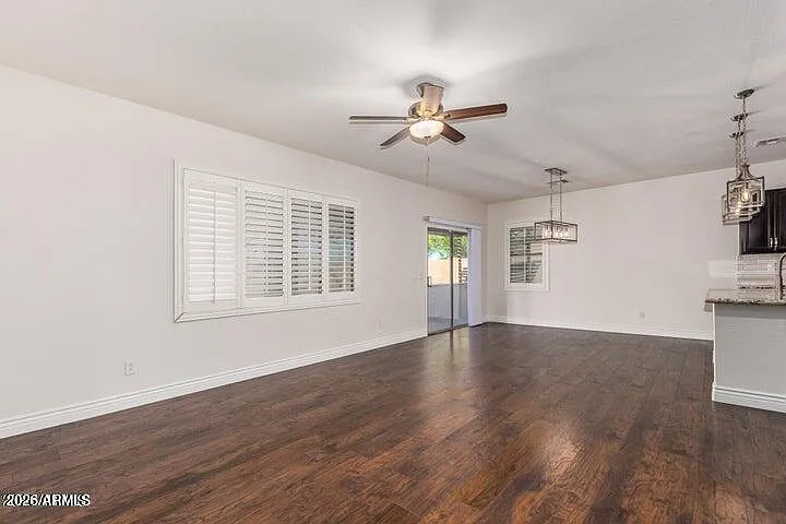 2466 E Katrina Trl — Photo 11