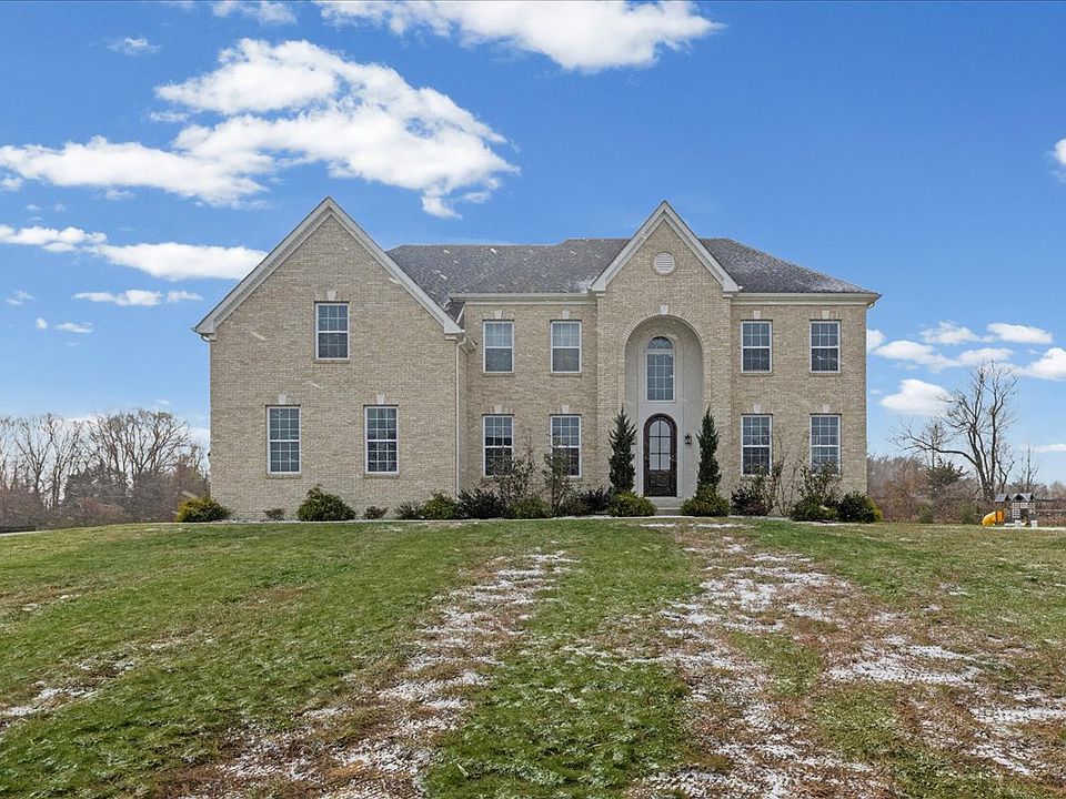 1st image of 8 Katie Dr