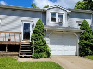5297 Rome Ct, Erie, PA 16509