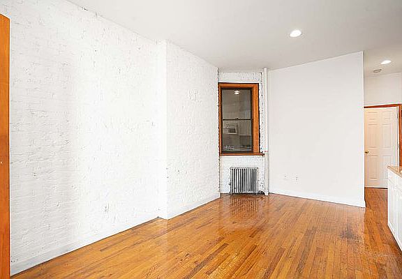 5th image of 236 E 3rd St #2F