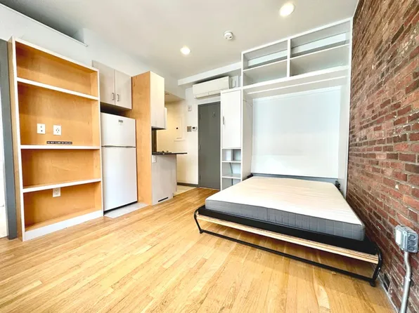 144 Bowdoin St, Boston, MA