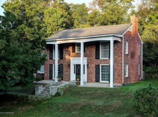 2300 Mohican Hill Ct, Louisville, KY 40207