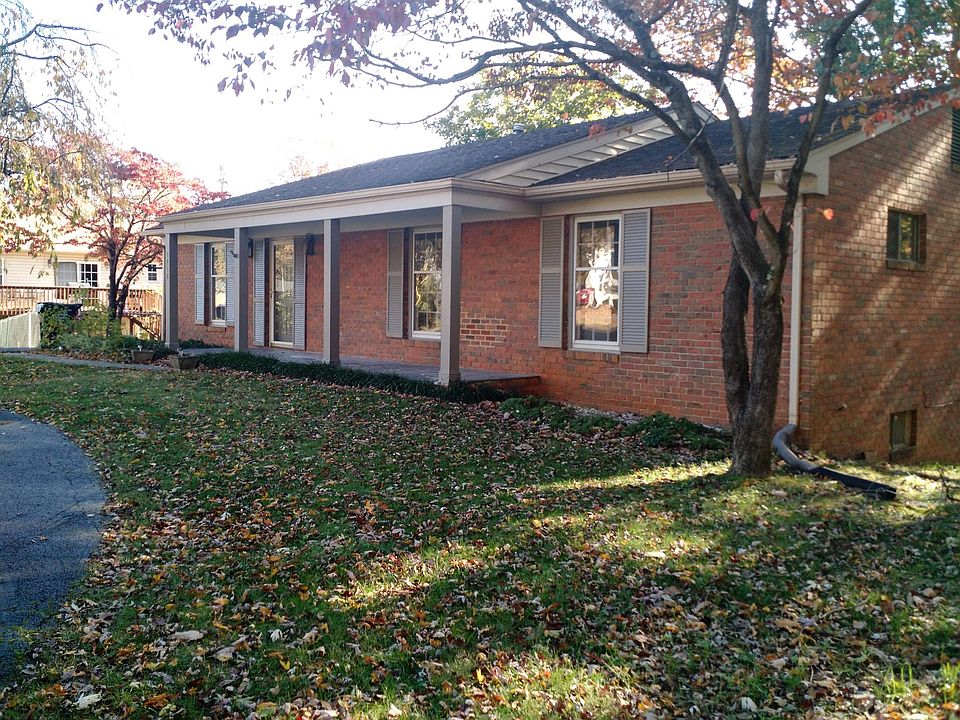 1st image of 3918 Chaparral Dr