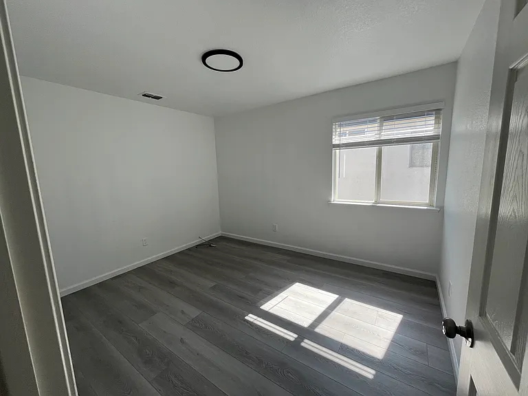 1867 Olvera Dr — Photo 22