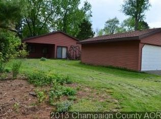 621 Hessel Blvd, Champaign, IL