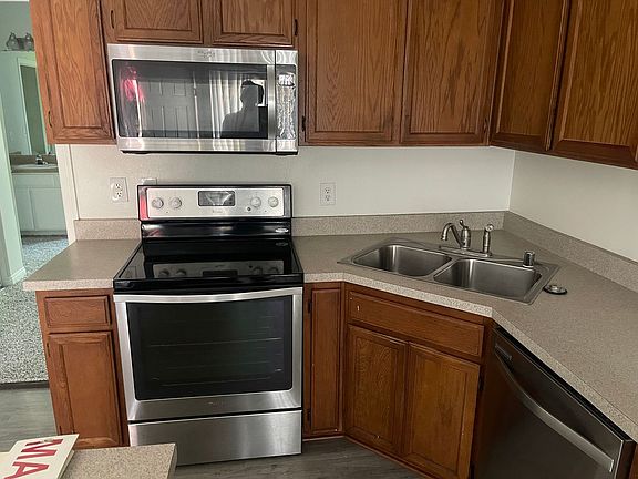 2nd image of 9825 Topanga Canyon Blvd Unit 7