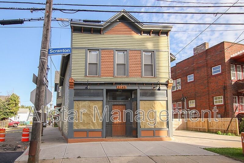 1st image of 3145 Scranton Rd