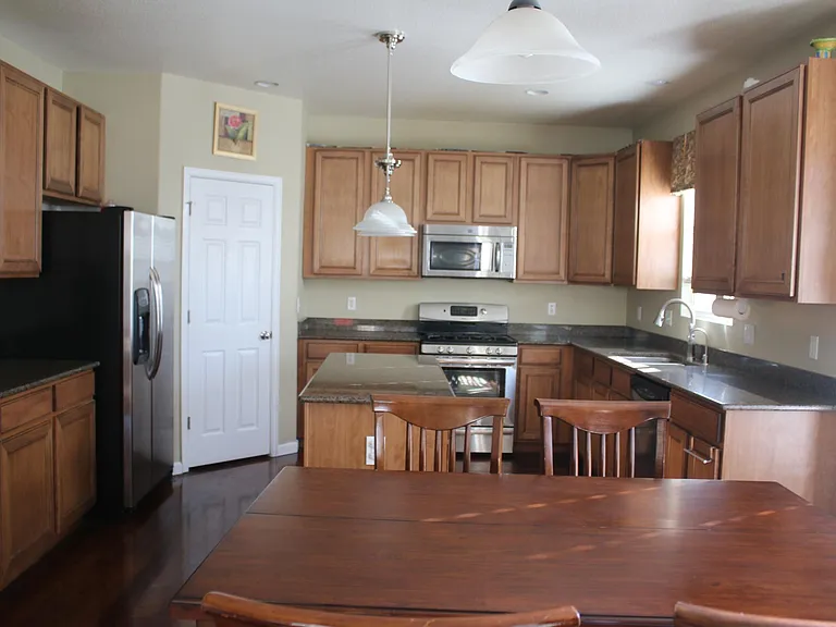 11377 Waldorf Ct — Photo 7