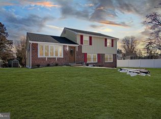 249 Willers Rd, Upper Chichester, PA 19014