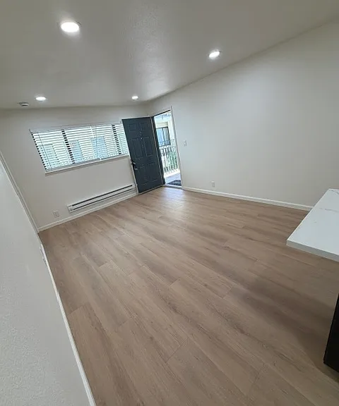 5763 Mission St #2 — Photo 14