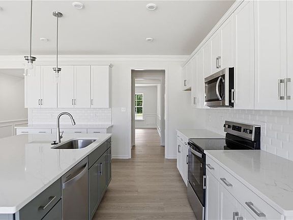 4th image of 12199 Ava Ln