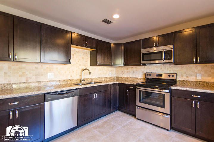1st image of 5190 Jog Ln