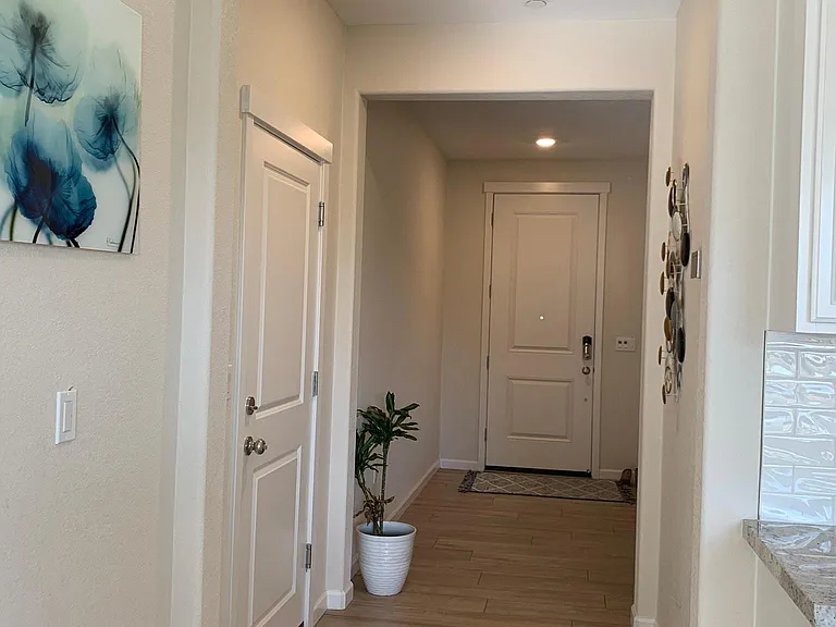 5600 York Mountain Ln — Photo 3
