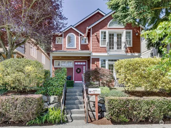 7049 34th Avenue NE, Seattle, WA 98115