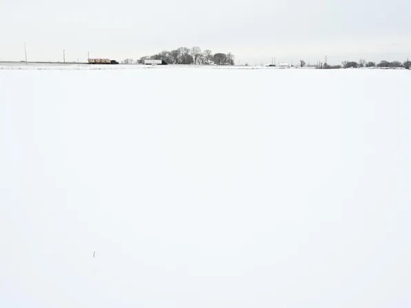 128 128th St W, Shakopee, MN 55379