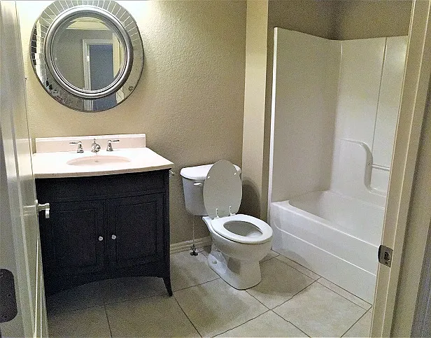 3235 W Montrail Pl — Photo 18