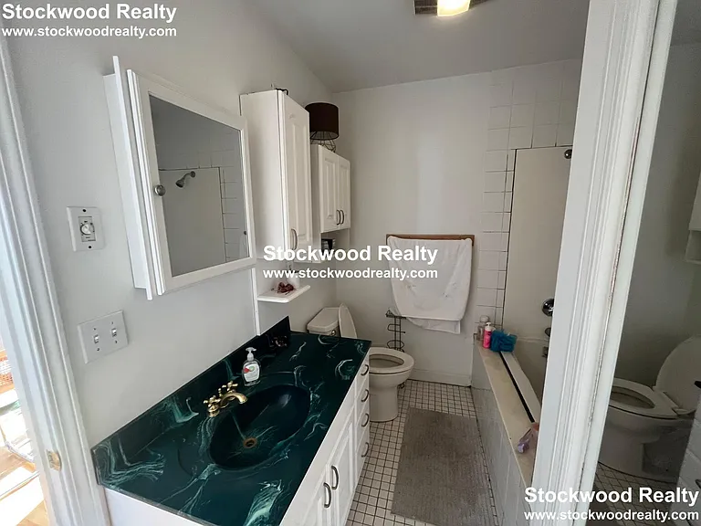 11 Gates St #2 — Photo 35
