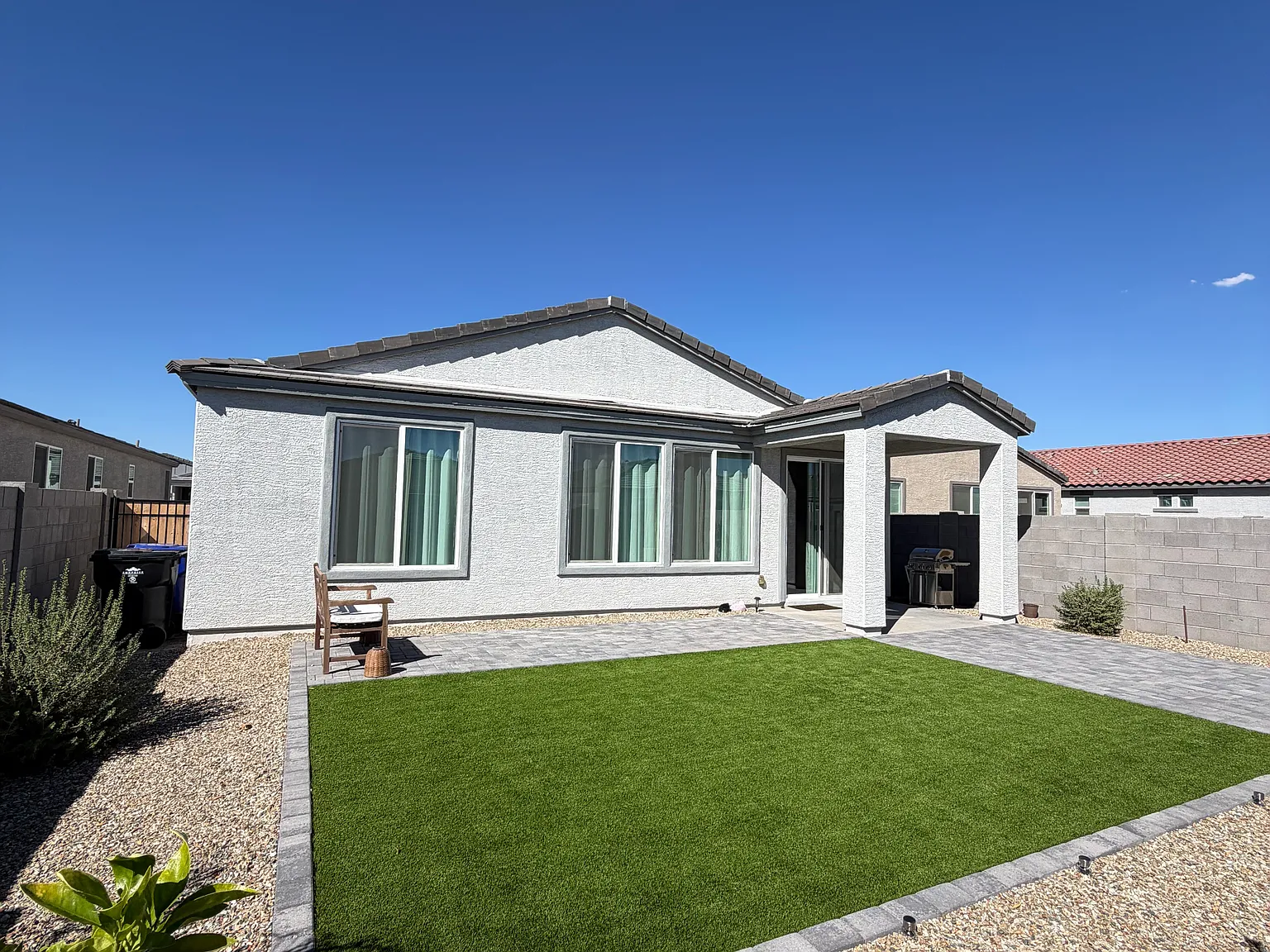 4 bed, 1737 sqft, $2,900 — Photo 3