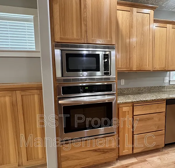 1604 Webb Lake Dr — Photo 7