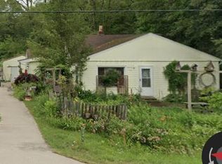 1246 S Mill Iron Rd, Muskegon, MI 49442