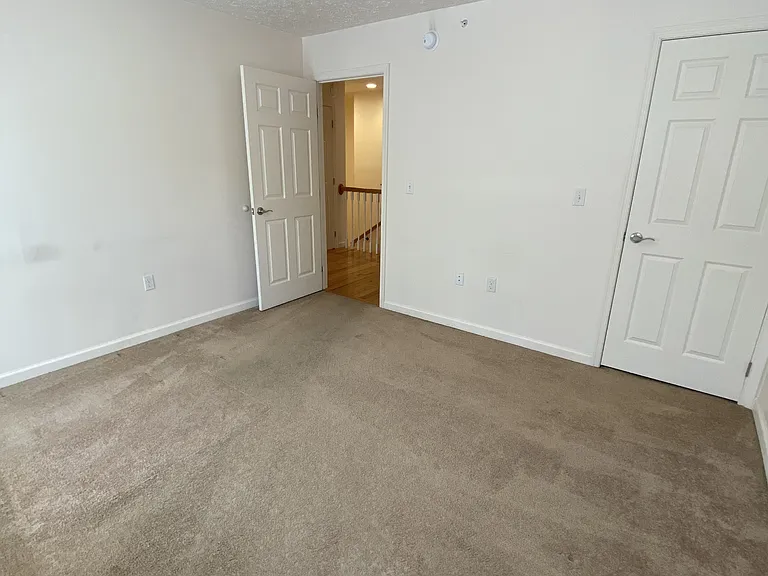 65 Woods Edge Rd #4 — Photo 23