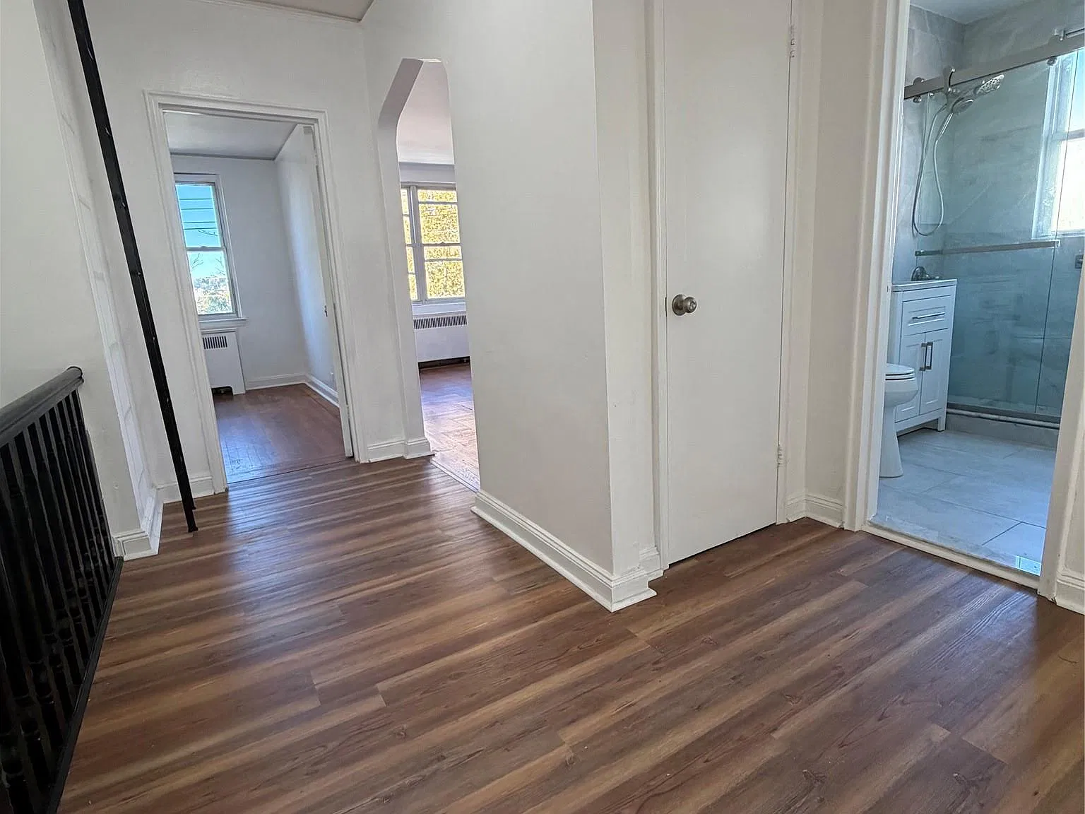 2 bed, 1.0 bath, 2150 sqft, $3,000 — Photo 4