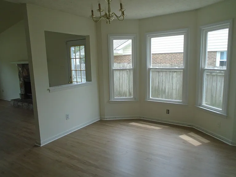 5595 Quietwood Pl — Photo 7