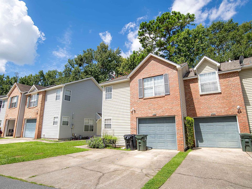 1st image of 3066 Camelliawood Cir E