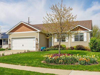 16219 Monroe Ct, Urbandale, IA, 50323