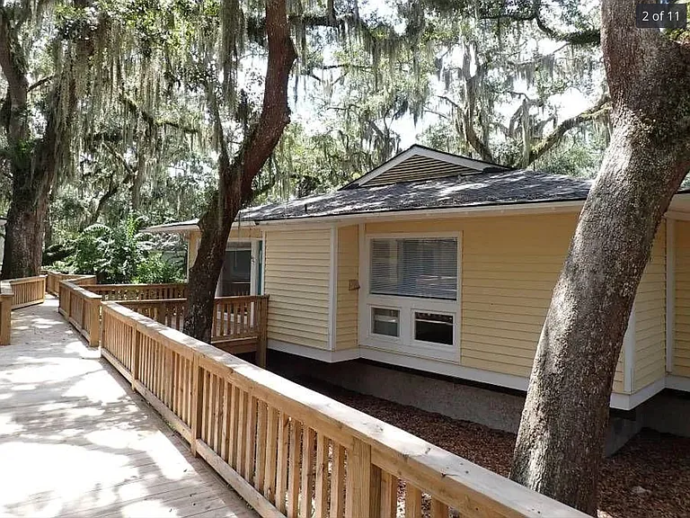 625 Executive Golf Villas — Photo 15