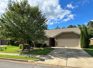 131 Harness Dr, Huntsville, AL 35806