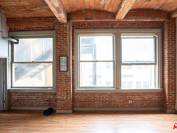 4th image of 215 W 7th St APT 1309