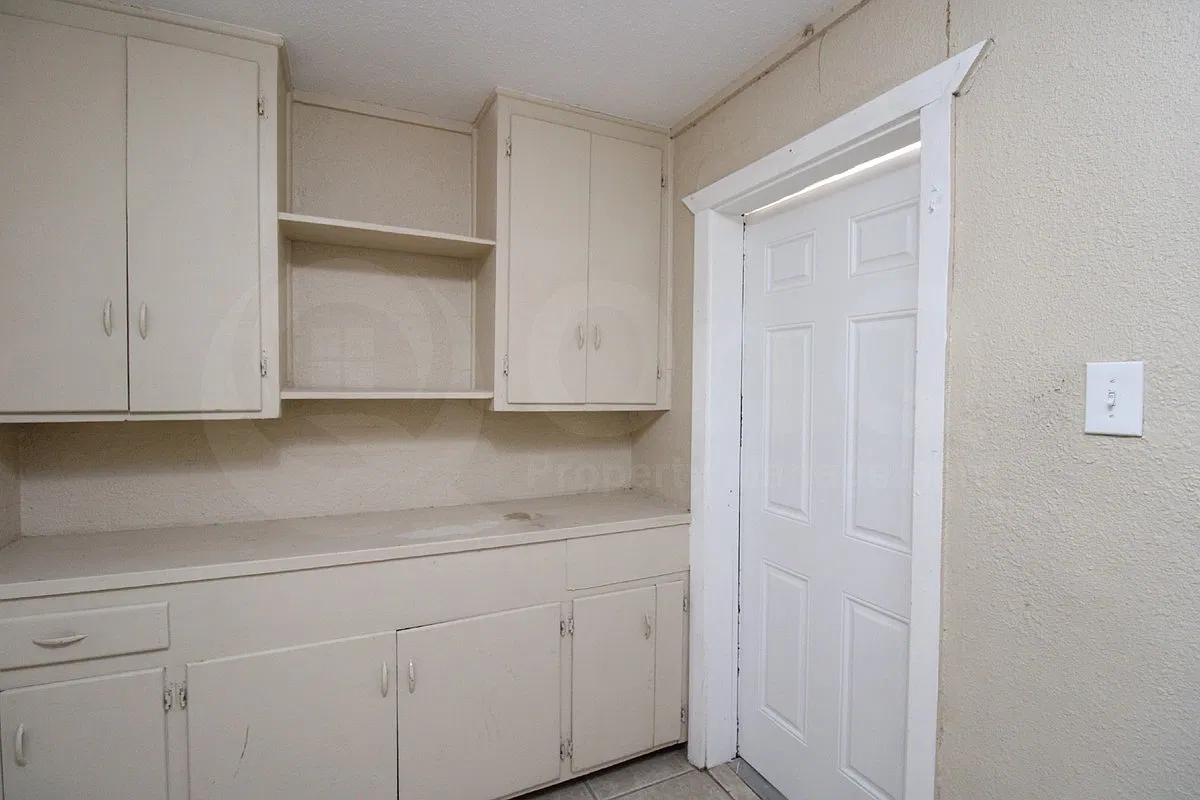 4 bed, 2.0 bath, 1410 sqft, $1,695 — Photo 4